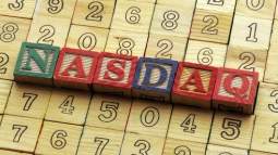  S&P  Nasdaq      , Dow -  