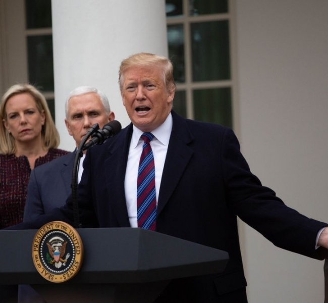 Трамп делает все для падения рынка акций Трамп делает все для падения рынка акций