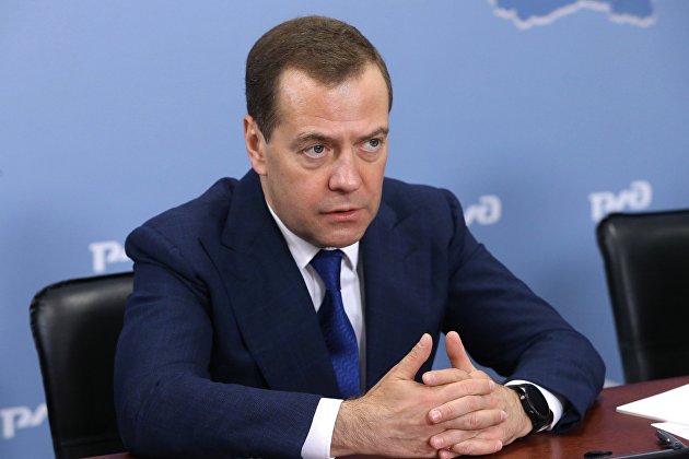 Медведев: Улучшение жизни миллионов людей зависит от нефтегазовой промышленности Медведев: Улучшение жизни миллионов людей зависит от нефтегазовой промышленности