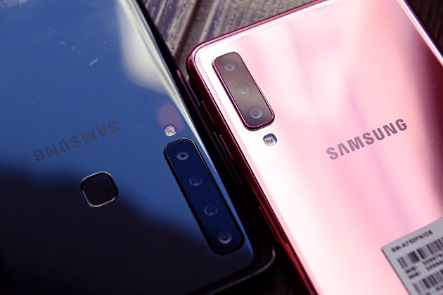 Продажи раскладных смартфонов Samsung Galaxy Fold стартуют в РФ 25 октября Продажи раскладных смартфонов Samsung Galaxy Fold стартуют в РФ 25 октября