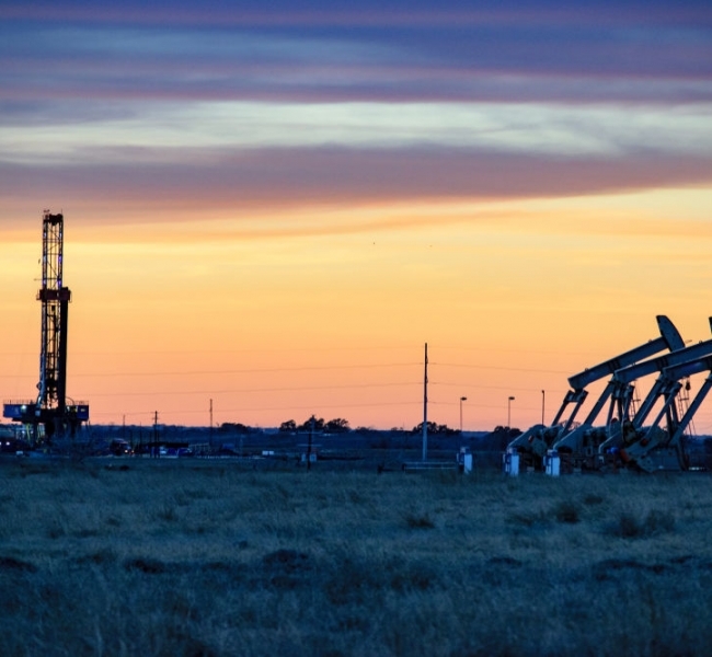 Рынок нефти. Буровая активность в США продолжает сокращаться Рынок нефти. Буровая активность в США продолжает сокращаться