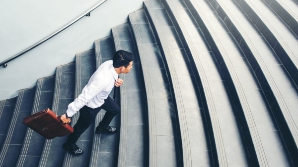 Прогнозы и комментарии. Поднимаемся все выше и выше Прогнозы и комментарии. Поднимаемся все выше и выше