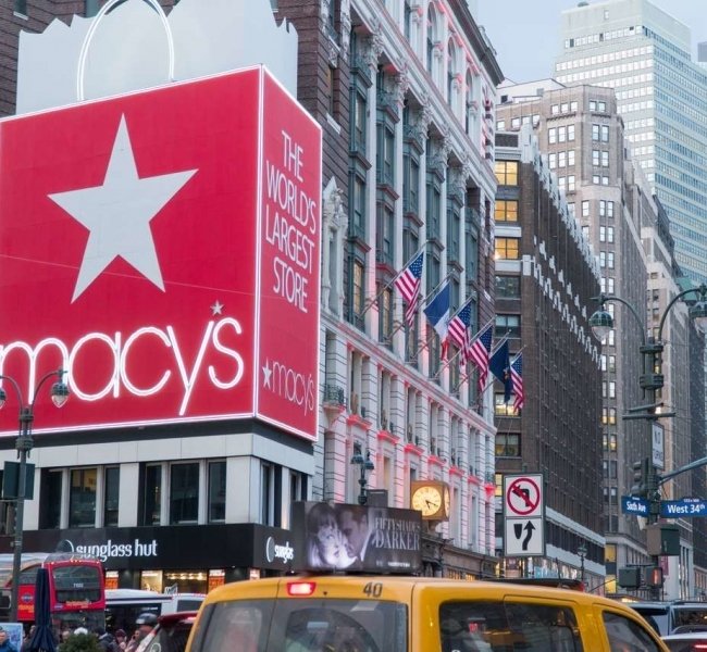 Прибыль Macy8217;s превысила ожидания, но продажи падают Прибыль Macy8217;s превысила ожидания, но продажи падают