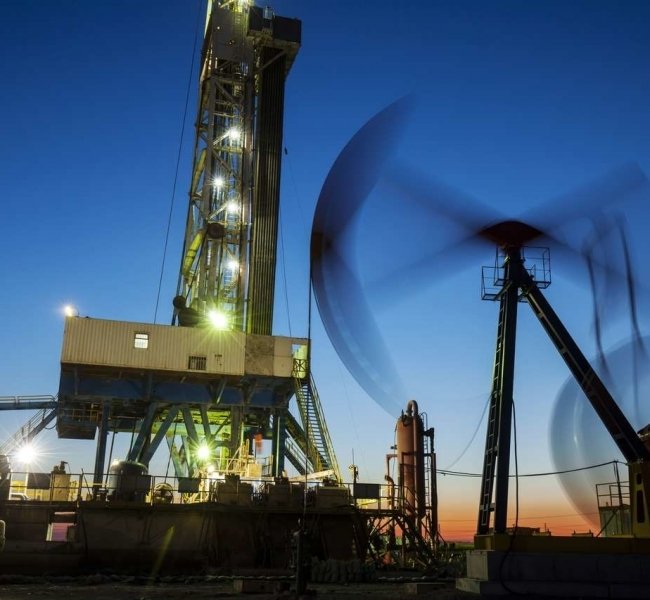 Запасы нефти в США за неделю снизились на 4,86 млн баррелей Запасы нефти в США за неделю снизились на 4,86 млн баррелей