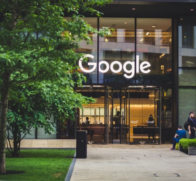Alphabet пополнила ряды триллионников, кто следующий Alphabet пополнила ряды триллионников, кто следующий