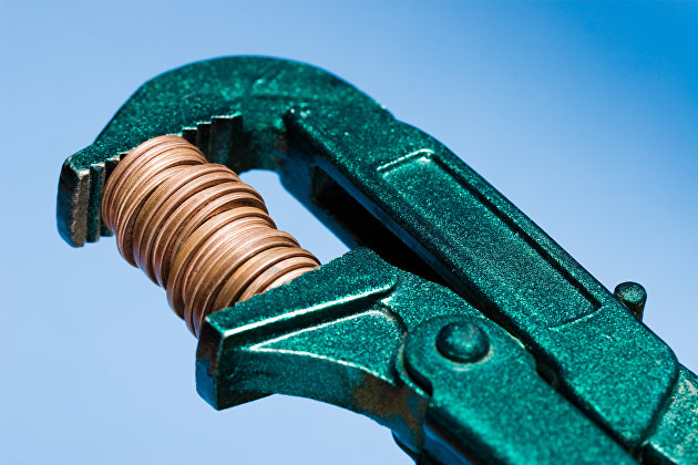 Годовая инфляция в РФ в январе замедлилась до 2,4% Годовая инфляция в РФ в январе замедлилась до 2,4%