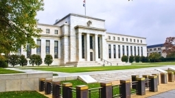 ФРС США неожиданно понизила ставку до 1-1,25% с 1,5-1,75% ФРС США неожиданно понизила ставку до 1-1,25% с 1,5-1,75%