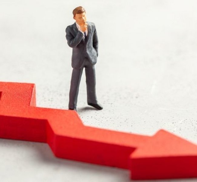 Индекс РТС упал ниже 1000 пунктов Индекс РТС упал ниже 1000 пунктов
