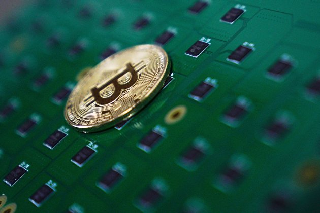 Биткоин подхватил вирус паники вслед за мировыми рынками Биткоин подхватил вирус паники вслед за мировыми рынками