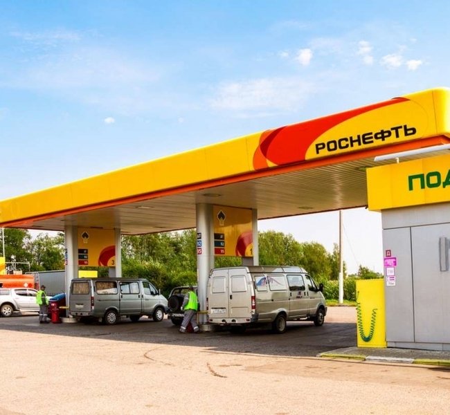 UBS начал покупку акций Роснефти в рамках байбэка UBS начал покупку акций Роснефти в рамках байбэка