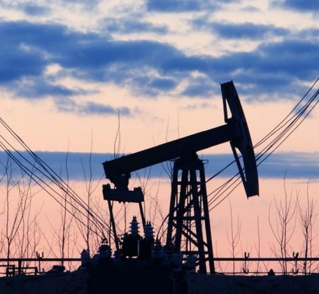 Прогнозы и комментарии. Продажи в нефтяном секторе Прогнозы и комментарии. Продажи в нефтяном секторе