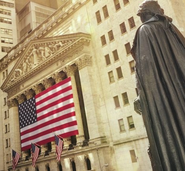 Рынок США. Розничные продажи показали рекордное снижение Рынок США. Розничные продажи показали рекордное снижение