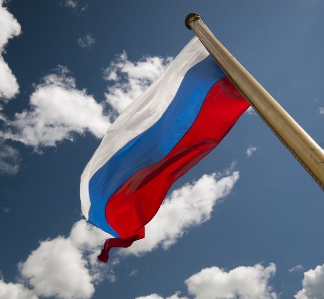 Старт дня. Российский рынок растет при падении нефти на 10% Старт дня. Российский рынок растет при падении нефти на 10%
