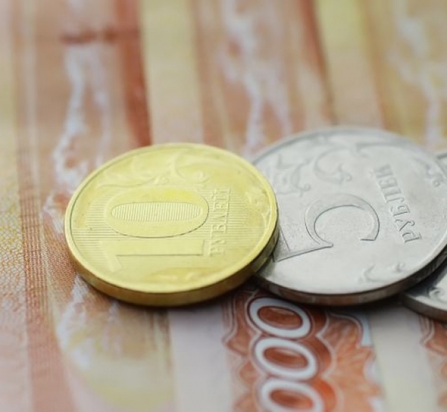 Доллар развернулся в шаге от 70 Доллар развернулся в шаге от 70