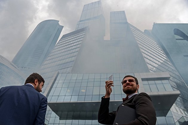 Россияне не теряют надежду на рост зарплаты даже в пандемию коронавируса Россияне не теряют надежду на рост зарплаты даже в пандемию коронавируса