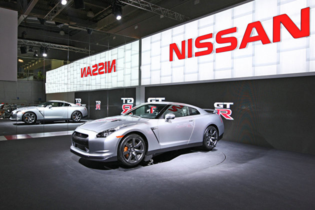 Сотрудники Nissan протестуют против закрытия завода в Барселоне Сотрудники Nissan протестуют против закрытия завода в Барселоне