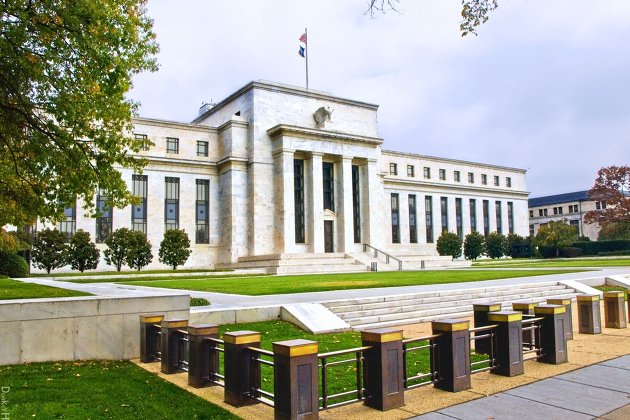 ФРС ограничит дивиденды и обратный выкуп акций 34 крупнейших банков США в III квартале