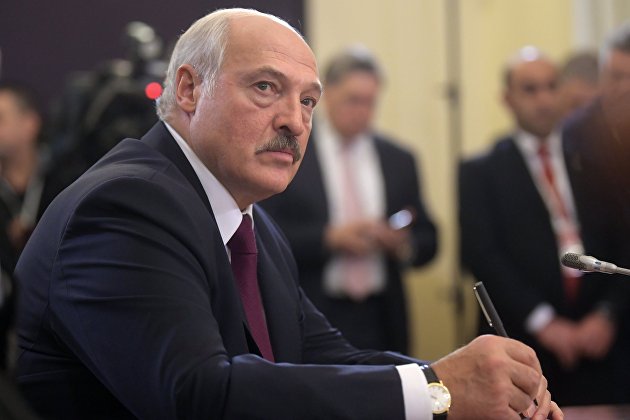 Лукашенко заявил, что для создания полностью новой экономики Белоруссии нужно до $1 трлн