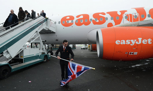 EasyJet    700 