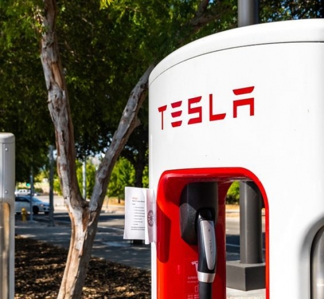 Tesla       