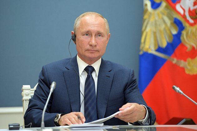 Путин назвал главной задачей поддержку занятости и стабильность доходов россиян