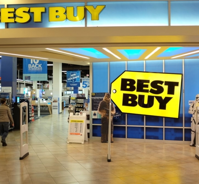 Акции Best Buy покоряют исторические максимумы Акции Best Buy покоряют исторические максимумы