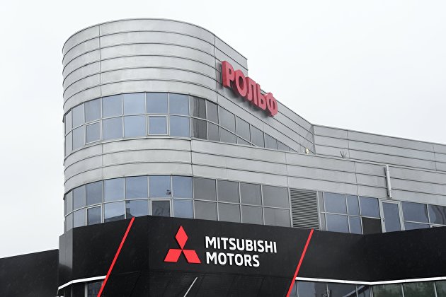 Mitsubishi        2020