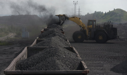 Добыча угля на участке шахты в Кузбассе, где обрушилась порода, приостановлена