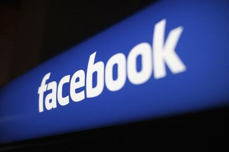 В работе Facebook и Instagram в США произошел сбой В работе Facebook и Instagram в США произошел сбой