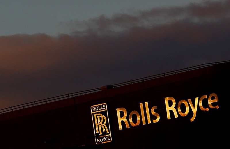 ������ � ��������� �������������� Rolls-Royce