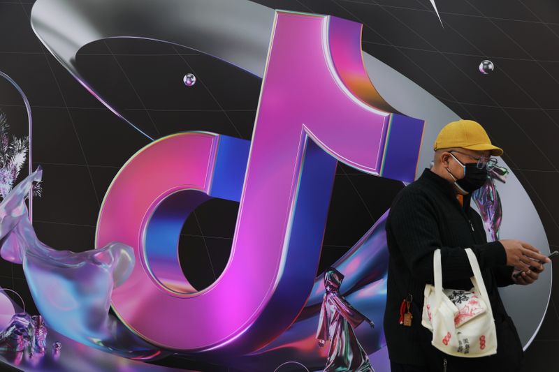 TikTok грозит миллиардный иск в Лондоне от детей за сбор личных данных TikTok грозит миллиардный иск в Лондоне от детей за сбор личных данных