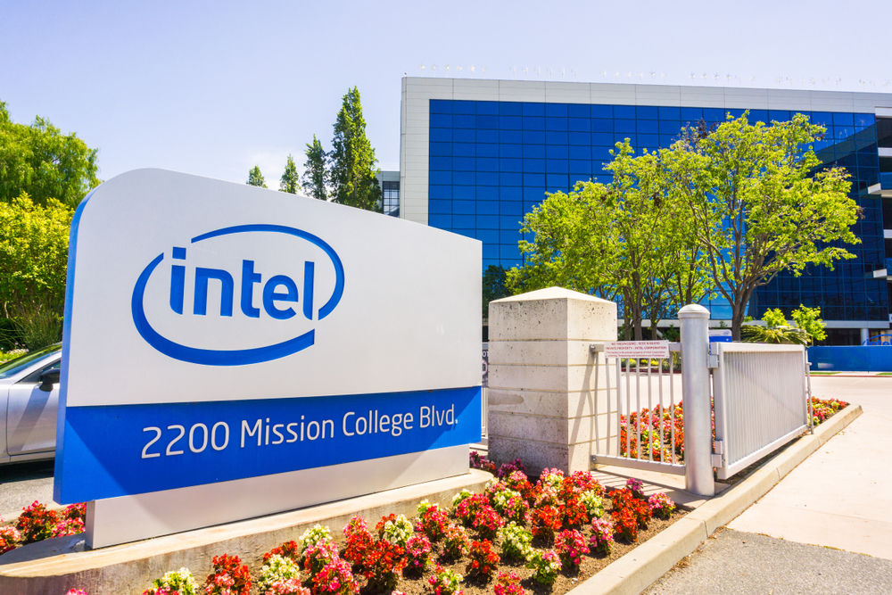Акции Intel падают на фоне все тех же проблем Акции Intel падают на фоне все тех же проблем