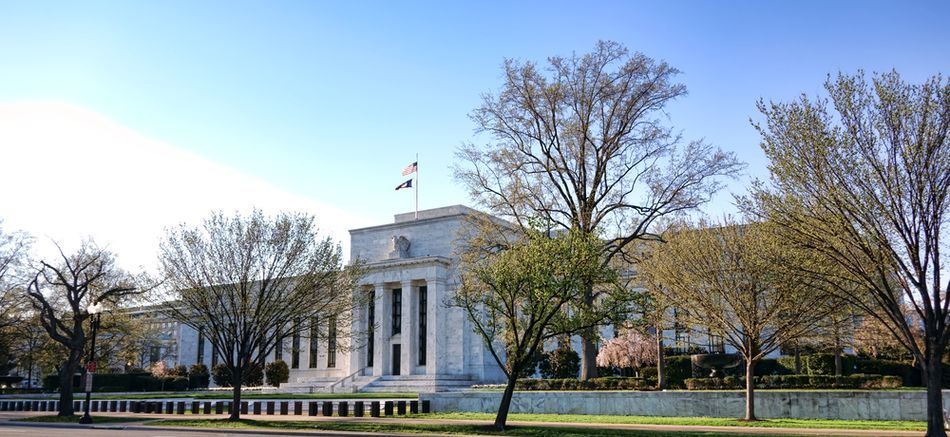 ФРС не изменила ключевую ставку и дала комментарии по монетарной политике