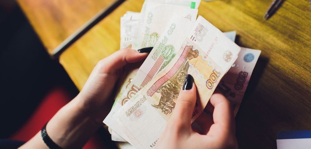 Банк России сократит ежедневную покупку валюты на 23% в мае Банк России сократит ежедневную покупку валюты на 23% в мае