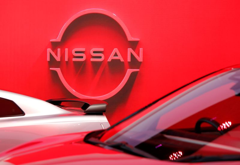 Nissan     - ,  
