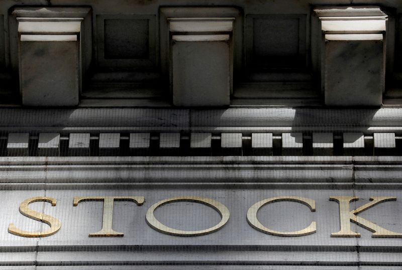 ОПРОС РЕЙТЕР-Дальнейший рост S&P возможен, но инфляционные опасения давят на настроение рынка ОПРОС РЕЙТЕР-Дальнейший рост S&P возможен, но инфляционные опасения давят на настроение рынка
