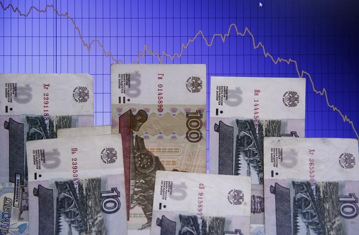 Рублевый нетто-лонг в Чикаго сократился за неделю более чем наполовину -- CFTC Рублевый нетто-лонг в Чикаго сократился за неделю более чем наполовину -- CFTC