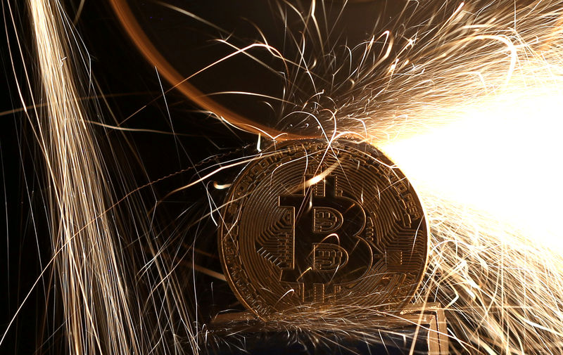 Биткоин на распутье Биткоин на распутье
