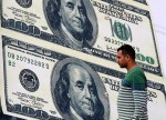 Cредний курс покупки/продажи наличного доллара в банках Москвы на 16:00 мск составил 73,76/75,06 руб. Cредний курс покупки/продажи наличного доллара в банках Москвы на 16:00 мск составил 73,76/75,06 руб.