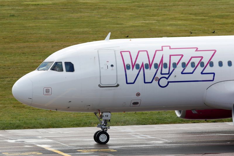 Wizz Air   ,    