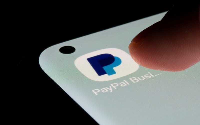 Мрачный прогноз PayPal перевесил сильную выручку, акции падают