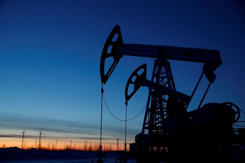 Цены на нефть растут из-за напряженности на Ближнем Востоке Цены на нефть растут из-за напряженности на Ближнем Востоке