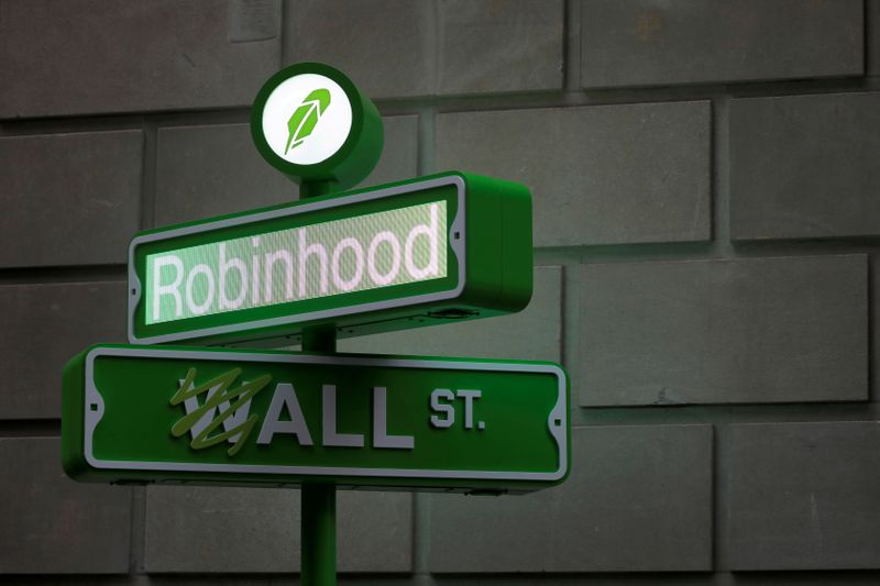 ����� Robinhood ���������� �� 50% �� ���� �������� �� ������� ��������� ����������