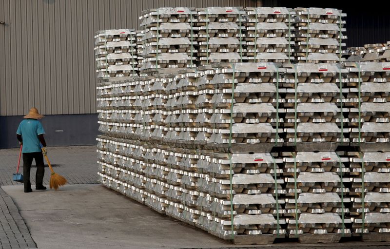 Цены на алюминий обновили максимум с 2008 года из-за тревог о поставках в Китае