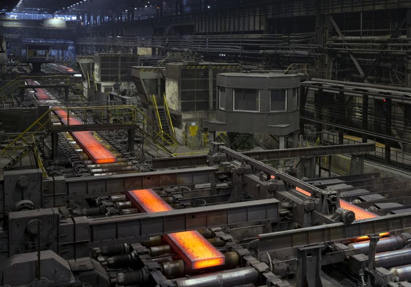 Власти РФ обсудили с металлургами, как лучше изымать их сверхдоходы