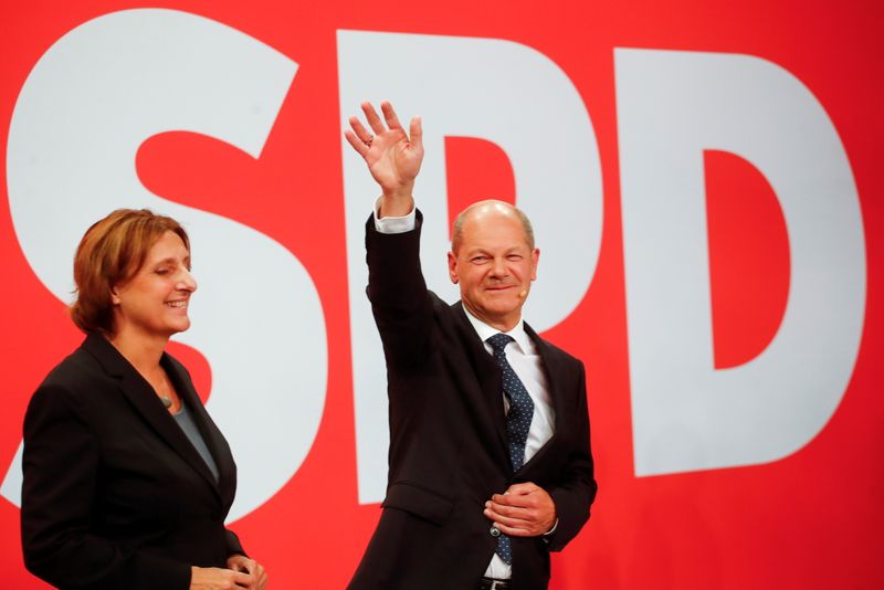 СДПГ опередила ХДС на выборах в Германии, ищет союзников для коалиции