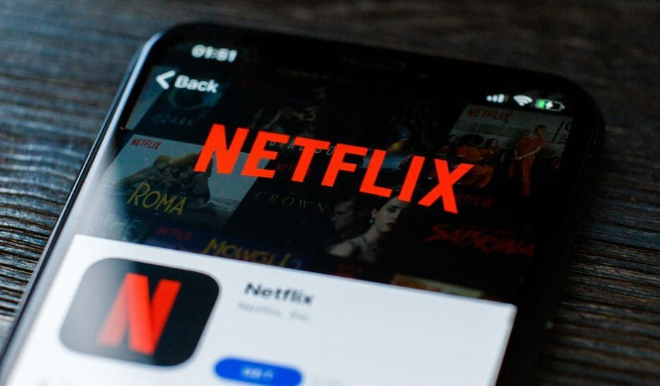 Кальмар вывод акции Netflix на новые максимумы. Что произошло