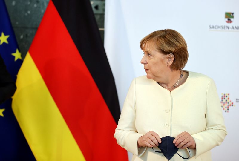 АНАЛИЗ-Три экономических вызова, стоящих перед следующим правительством Германии