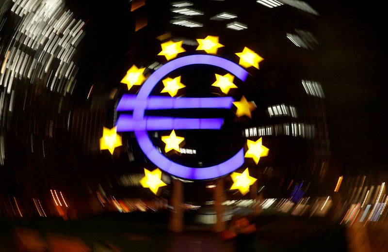 Доходность гособлигаций еврозоны снижается перед заседанием ЕЦБ Доходность гособлигаций еврозоны снижается перед заседанием ЕЦБ