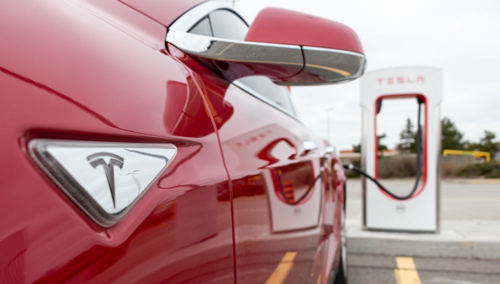 ������� �� ���. ����� ���������� ����, Tesla � Meta ��������� �����